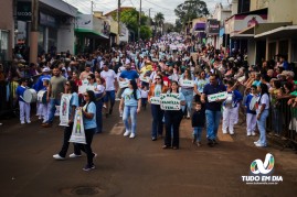 Desfile c�vico - Capin�polis 71 anos - 16/09/25 - Foto 18